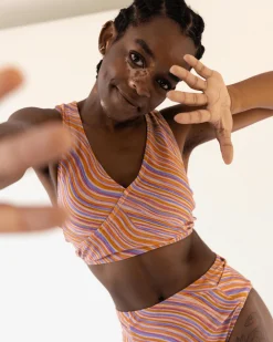 Outlet Switch V Crop Swim Tops