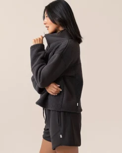High Pile Nomad Fleece Outerwear|Tops